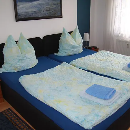 Apartment An Der Elbe Dresden